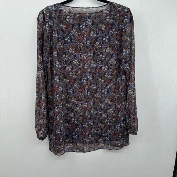 CABI TAPESTRY floral lightweight sophisticated quiet luxury blouse #157. MEDIUM - Picture 4 of 11